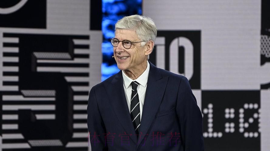 温格:本泽马是完美的 他每一年都在变得更好 温格:本泽马是完美的 他每一年都在变得更好